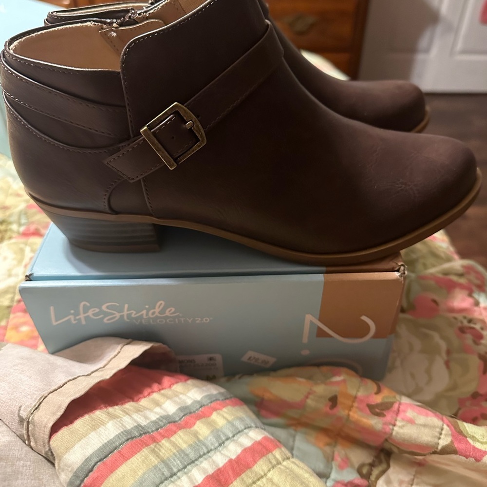 These are new! I also have a black pair for sale! This is a steal!
